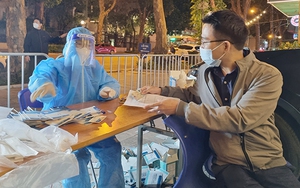 Ngày 8/11 Hà Nội ghi nhận 106 ca dương tính với SARS-CoV-2, có 56 ca cộng đồng