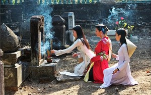 Tảo mộ cuối năm rồi sửa soạn mâm cơm Tất niên ngày 30 Tết