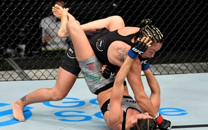 Tranh đai UFC, Carla Esparza nói lời thẳng thắn về Marina Rodriguez