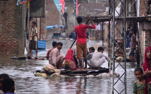 Nguy cơ thảm hoạ nhân đạo với Pakistan sau đợt lũ lụt lịch sử