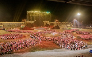 Hơn 3000 diễn viên, người dân tập luyện cho Lễ vinh danh Di sản thế giới Xòe Thái