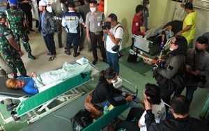 Vụ bạo loạn sân cỏ ở Indonesia: Nhà chức trách xác nhận lại con số thương vong