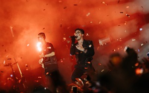 Vũ. cháy hết mình trong concert 'Một Vạn Năm' đầy cảm xúc tại Hà Nội