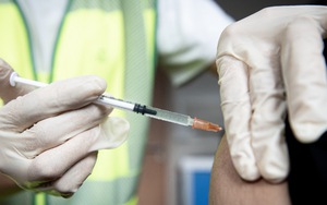 Châu Âu tiêm tiết kiệm vaccine phòng bệnh đậu mùa khỉ