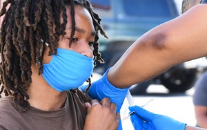 Hơn 14,6 triệu trẻ em Mỹ mắc Covid-19