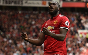 Fan M.U gọi điện cho HLV tuyển Bỉ vào lúc 3 giờ sáng, van nài đừng dùng Lukaku