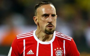 Ribery đối diện với tương lai không rõ ràng tại Bayern