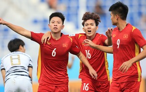 Vũ Tiến Long và 'siêu phẩm' để đời vào lưới U23 Hàn Quốc