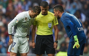 TIẾT LỘ: Ronaldo đã bị 'vua bắt phạt đền' Diego Alves chơi 'tâm lý chiến' như thế nào?