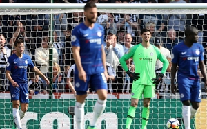 Vòng cuối Premier League 2017-18: Top 4 gọi tên Liverpool, Chelsea xuống Europa League