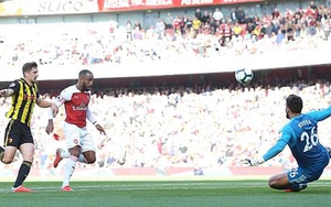 Man City thắng nhẹ nhàng. Arsenal nhọc nhằn vượt qua hiện tượng Watford