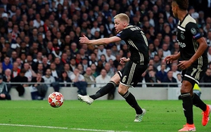 Van de Beek úp mở vị trí muốn đá tại MU