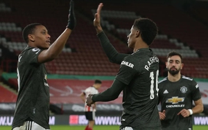Sheffield 2-3 MU: Rashford và Martial sửa sai cho Henderson, MU lại thắng ngược dòng