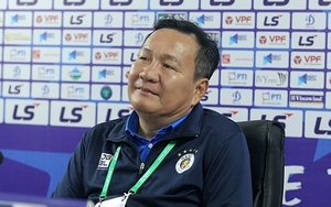 HLV Hoàng Văn Phúc không bận tâm tới HLV Hàn Quốc sắp đến Hà Nội FC