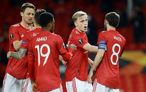 ĐIỂM NHẤN MU 2-0 Granada: Cavani vẫn sắc bén. Solskjaer quá cẩn thận