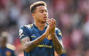 Barca và Milan giành giật Jesse Lingard