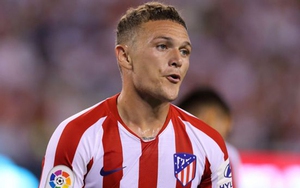 Chuyển nhượng 10/8: MU từ bỏ Trippier. Chelsea và Roma đạt thỏa thuận về Abraham