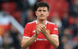Tin bóng đá MU 10/10: Maguire được tăng lương. Newcastle tính rút ruột MU
