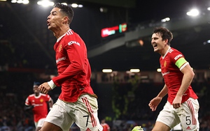 MU 3-2 Atalanta: Ronaldo lại làm người hùng giải cứu Ole Solskjaer