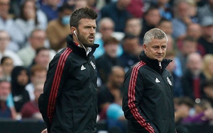 Bóng đá hôm nay 24/11: Carrick tặng chiến thắng cho Ole, Pochettino cam kết tương lai với PSG