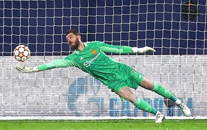 MU trở lại trên đôi tay của De Gea