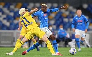Soi kèo nhà cái Napoli vs Verona. Nhận định, dự đoán bóng đá Ý (0h00, 8/11)