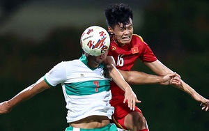 Thành Chung được trao giải 'lạ' sau trận gặp Indonesia