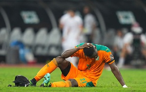 Bắt chước Bruno Fernandes đá 11m, Bailly khiến đội nhà bị loại khỏi AFCON 2022