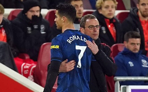 Ralf Rangnick: 'Tôi thay Ronaldo ra vì lợi ích của đội bóng'