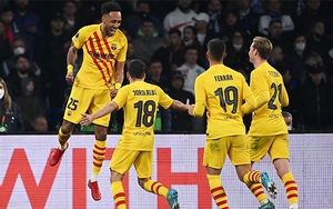 Napoli 2-4 Barcelona: Lượt về bùng nổ, Barcelona giành vé đi tiếp
