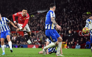 ĐIỂM NHẤN MU 2-0 Brighton: Ronaldo tỏa sáng, De Gea vẫn là cứu tinh