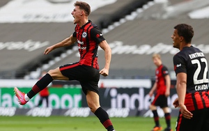 Soi kèo nhà cái Stuttgart vs Frankfurt. Nhận định, dự đoán bóng đá Bundesliga (21h30, 5/2)