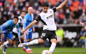 Soi kèo nhà cái Elche vs Valencia. Nhận định, dự đoán bóng đá La Liga (22h15, 19/3)