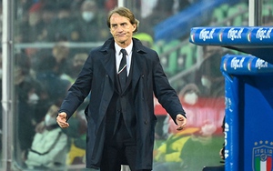 HLV Mancini từ chối nói về tương lai khi Ý mất vé dự World Cup