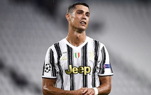 Juventus thua sốc Villarreal, Ronaldo bị réo tên