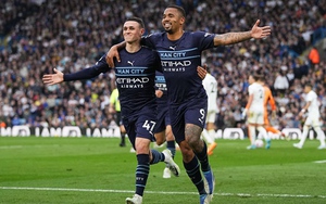 Thắng đậm Leeds, Man City đòi lại ngôi đầu từ Liverpool