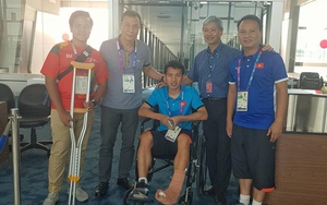 Chiều nay Hùng Dũng trở về Việt Nam điều trị chấn thương