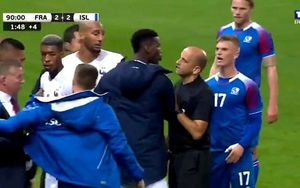 CẬN CẢNH: Paul Pogba hùng hổ lao vào sân, bảo vệ đàn em Kylian Mbappe