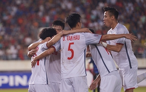 Báo nước ngoài: Việt Nam có đội hình chiều sâu không kém Thái. Quang Hải cần đá cao hơn