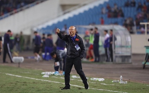 Asian Cup 2019 ngày 1/1: HLV Park Hang Seo hài lòng với trận thắng Philippines. Iran quyết vô địch