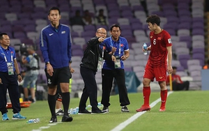 VIDEO: HLV Park Hang Seo bình thản đến lạ lùng trong trận đấu với Yemen