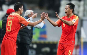 Tuyển thủ Trung Quốc bị nghi bán độ tại Asian Cup 2019 nhận án phạt nặng ở CLB