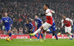 VIDEO bàn thắng Arsenal 2-1 Cardiff: ‘Pháo thủ’ áp sát Top 4