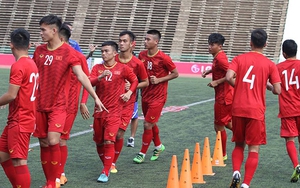 U22 Việt Nam vs U22 Philippines: Bùi Tiến Dụng dự bị