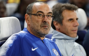 CĐV Chelsea đòi sa thải Maurizio Sarri, gọi Sarri-ball là 'thứ chết tiệt'