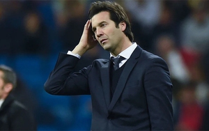 KHOẢNH KHẮC: HLV Solari quay đầu xe chạy trốn khi thấy các CĐV Real Madrid