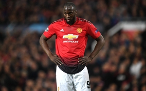 MU: Muốn vượt qua Barcelona, Solskjaer cần loại bỏ Lukaku?
