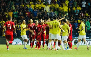 CĐV Thái Lan vẫn bất bình vì trọng tài không công nhận bàn thắng, thiên vị ĐT Việt Nam