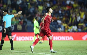 Đức Huy được thưởng 100 triệu đồng với bàn thắng ghi vào lưới Curacao