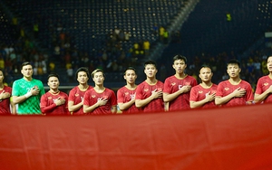 VIDEO: Lịch sử ủng hộ ĐT Việt Nam đánh bại Curacao, vô địch King's Cup 2019